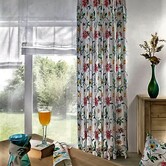 Květinové závěsy se záclonovými římskými roletkami 1600x900